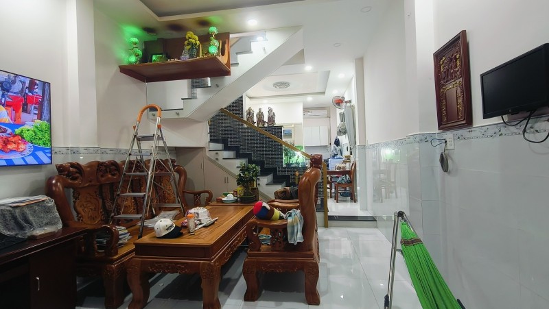 Bán nhà đường 109, Phước Long B, Q9, Thủ Đức, TP HCM. DT 58m2, 4 tầng, giá 6,76 tỷ.