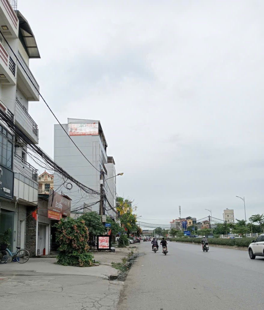 Bán nhà mặt phố Tam Trinh 45m2 x4T- 14 Tỷ – Vỉa hè rộng – 2 thoáng – Ko QH