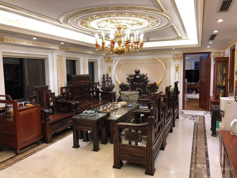 Bán nhà mặt phố Hàng Phèn, quận Hoàn Kiếm, vị trí đẹp, kinh doanh sầm uất, cho thuê dòng tiền, 52m2, mặt tiền 5m, 5 tầng.