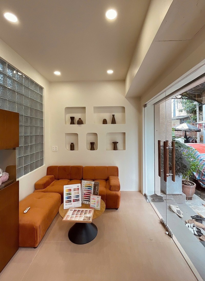 Bán nhà Tô Ngọc Vân, Linh Tây, Thủ Đức, TP HCM. DT 60m2, 2 tầng, sổ hồng. Giá 7.65 tỷ.