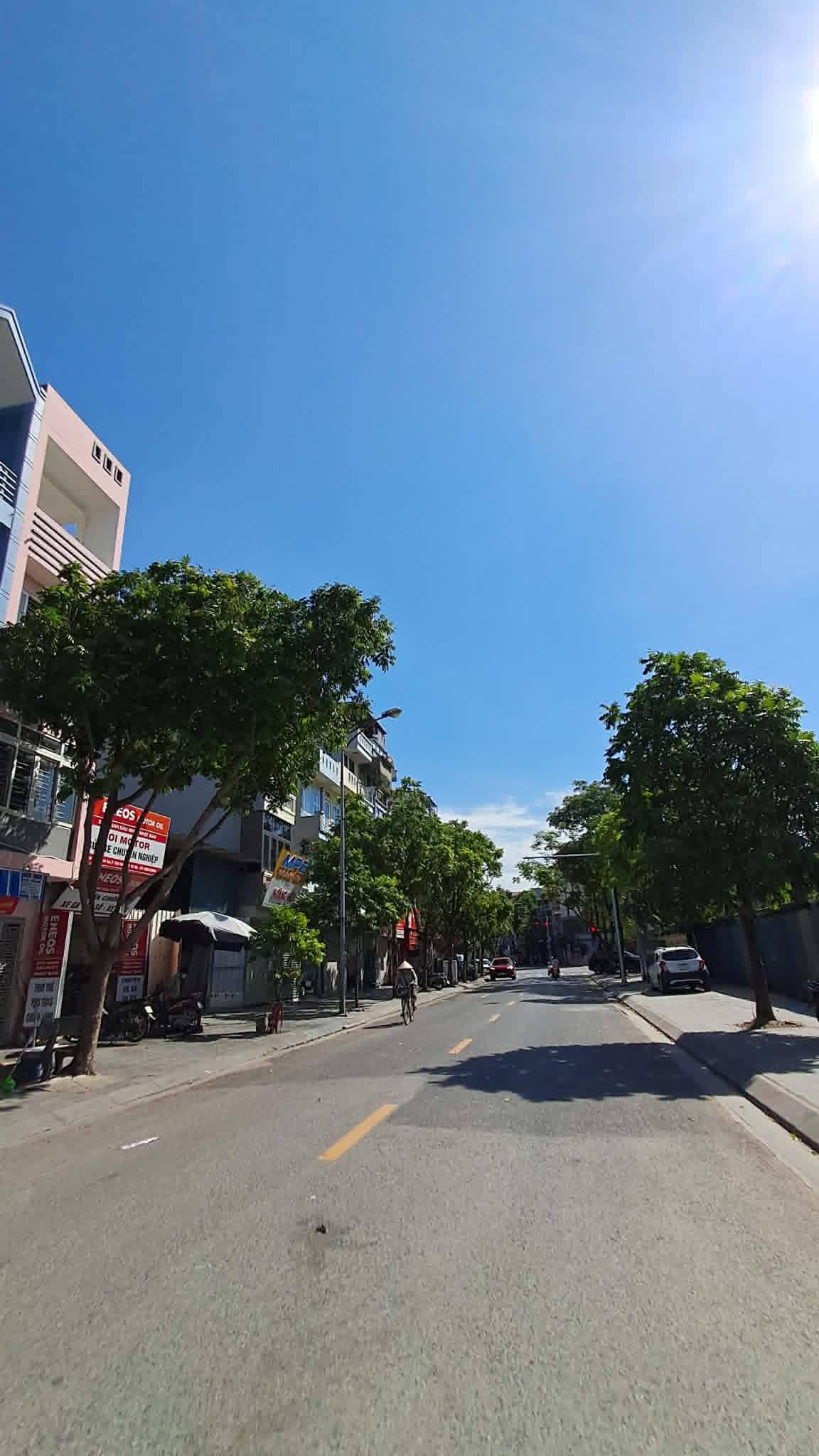 BÁN NHÀ TÁI ĐỊNH CƯ THẠCH BÀN 90M2- MT 6M-- Ô TÔ TRÁNH- VIEW HIM LAM- 26.x Tỷ