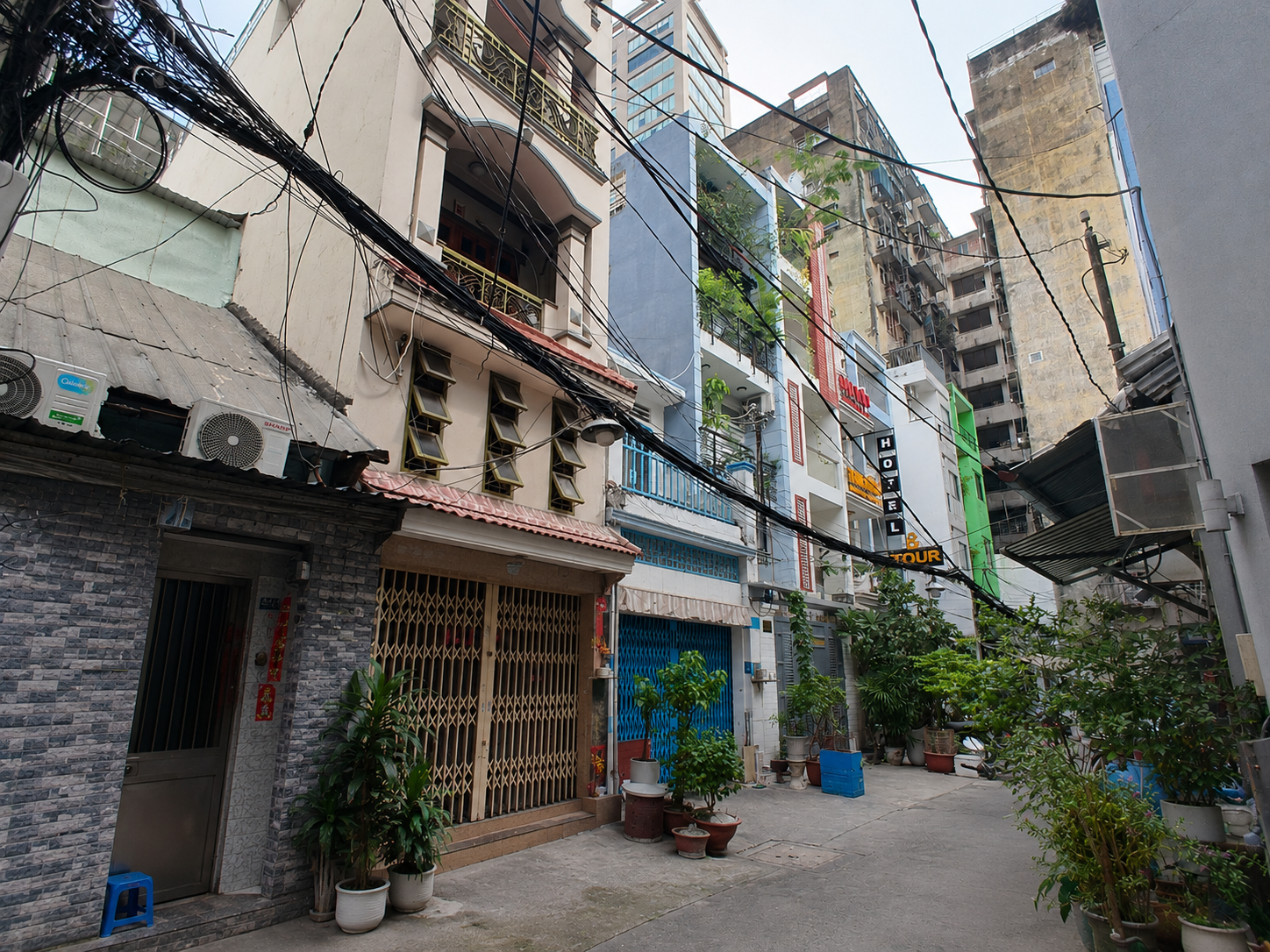 Bán Nhà Đường Nguyễn Thái Bình Quận 1 - Tiện Xây Mới - 84m²(nở hậu 6,25m) - Giá 30 Tỷ TL Nhà Hẻm Thẳng 1 Trục Chỉ 30m Ra Mặt Tiền