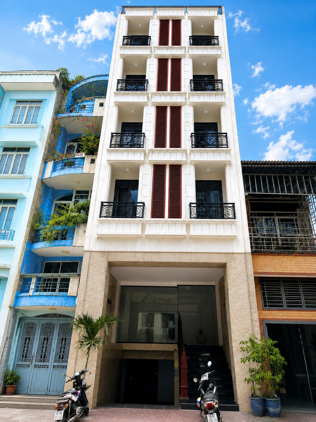 Tòa CHDV 7 Tầng - Doanh Thu Gần 1,5 Tỷ/Năm - 108m² - Ngay Đài Truyền Hình HTV - 68 Tỷ Vị Trí Siêu Vip Đường Nguyễn Thị Minh Khai Q.1 Đường 8m Xe Hơi