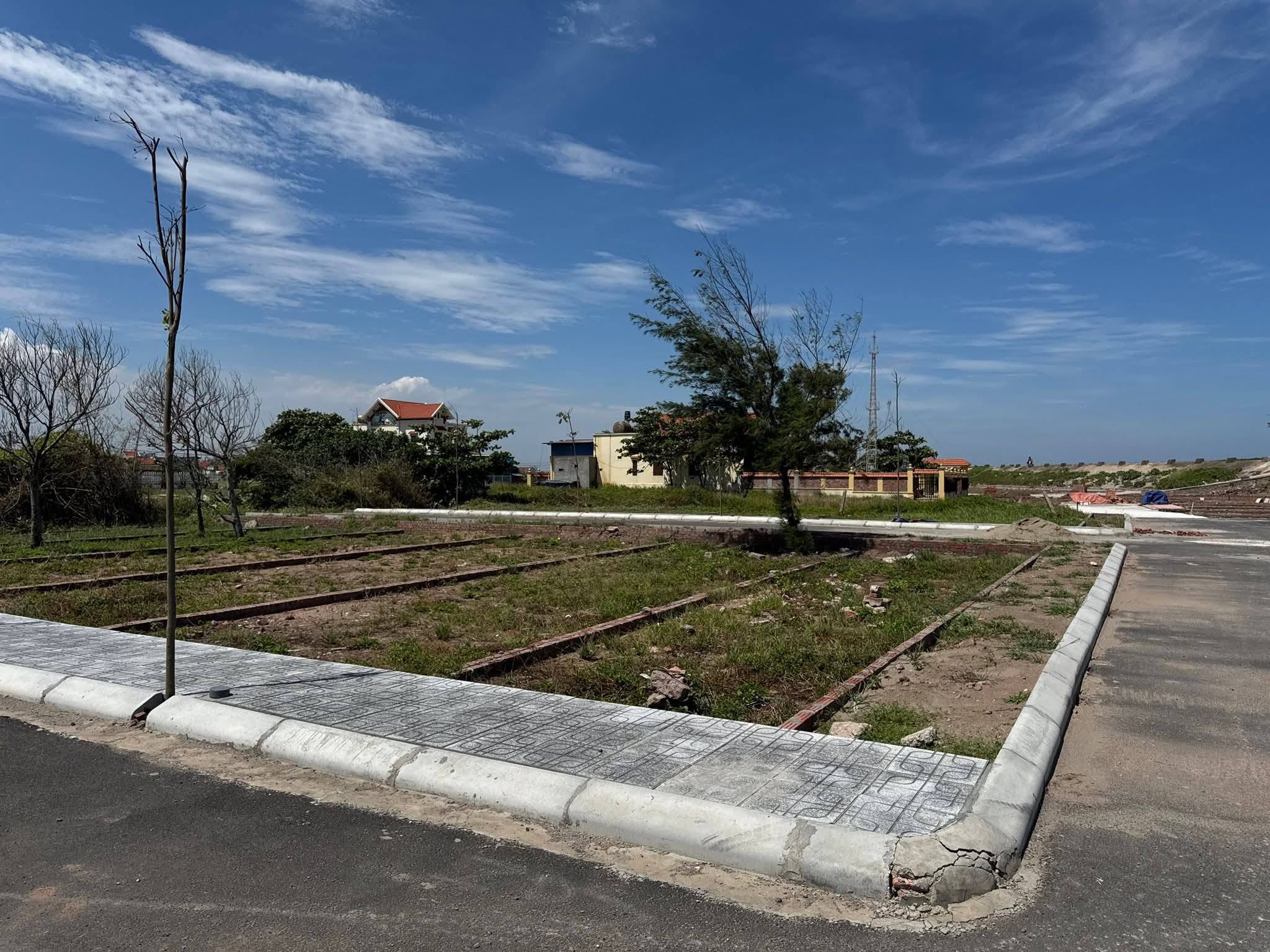 Cần bán lô đất TIỀM NĂNG Tăng giá, hưởng lợi từ dòng người của nhiều khu công nghiệp quanh đó