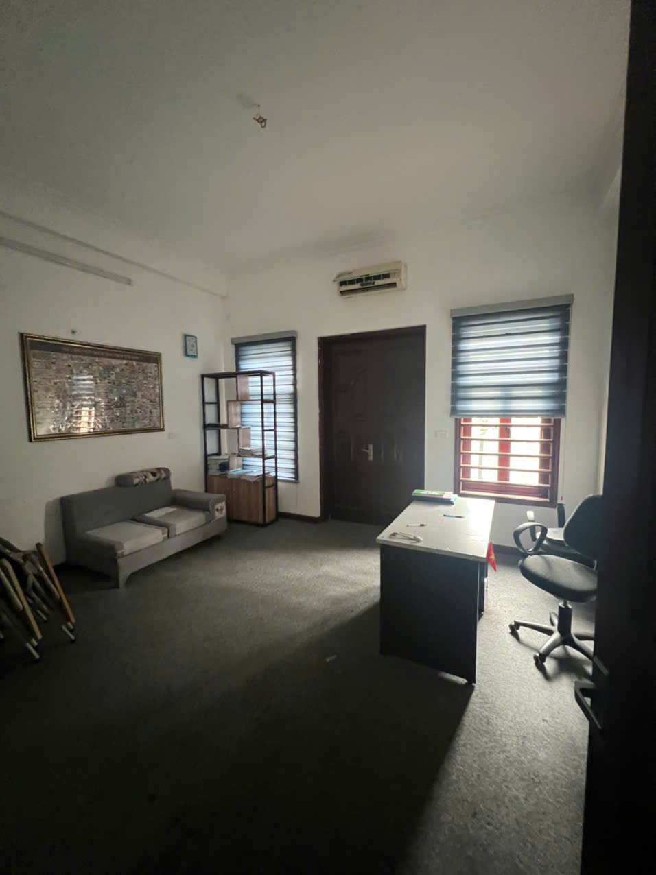 Cho thuê nhà mới nguyễn văn lộc 90m 4 nổi 1 hầm 30tr
