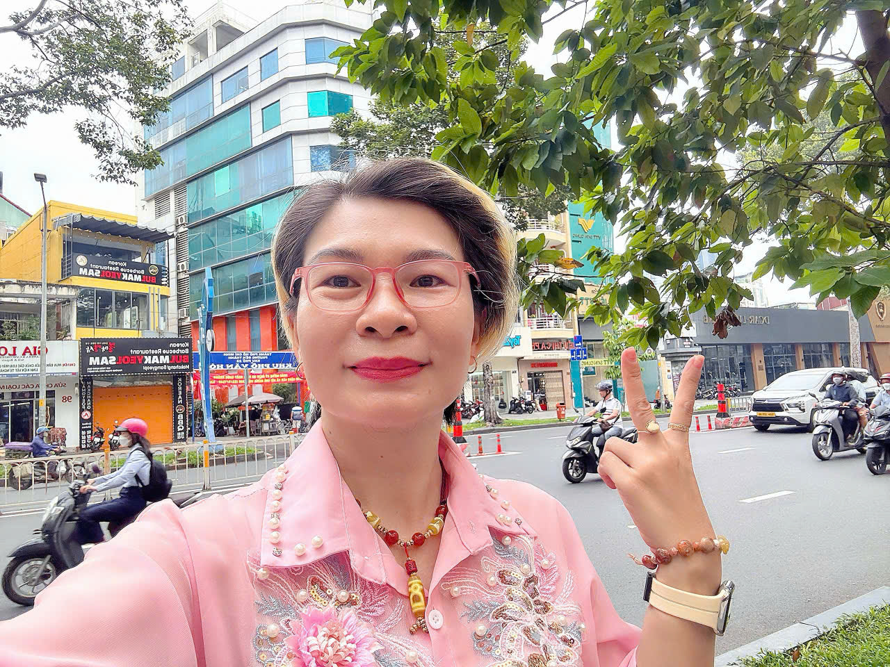 CHÍNH CHỦ CẦN BÁN NHÀ 3 TẦNG MẶT TIỀN KD ĐƯỜNG TRẦN HƯNG ĐẠO, QUẬN 1 - DÒNG TIỀN THUÊ ĐỀU 88TR/TH*LH GIANG GIANG: