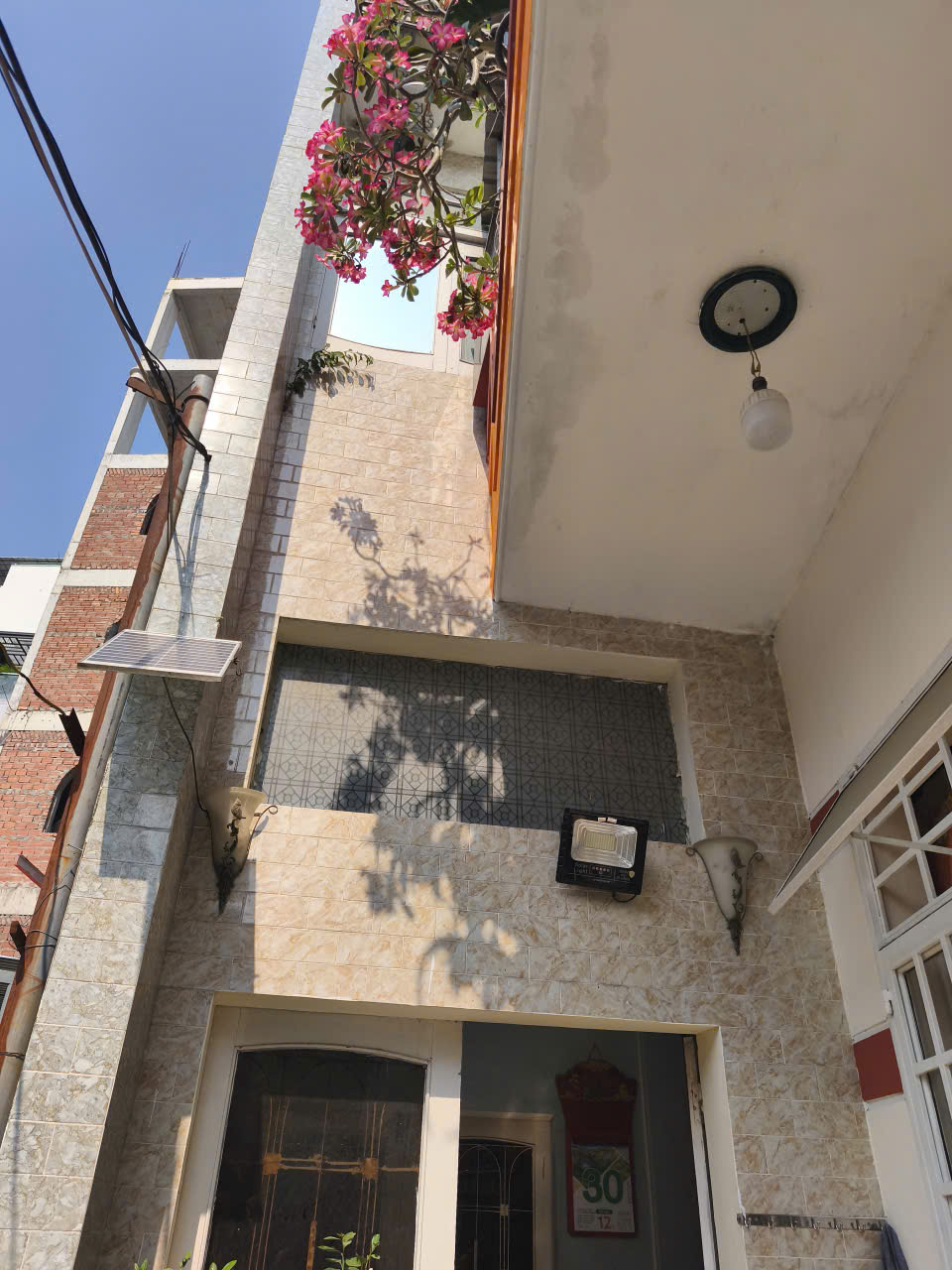 # 2.x tỷ Nhà gần 2 Tháng 9 Hellio, 40.8m2, 3 tầng đúc + Tum cứng ngắc, 3PN, 3WC