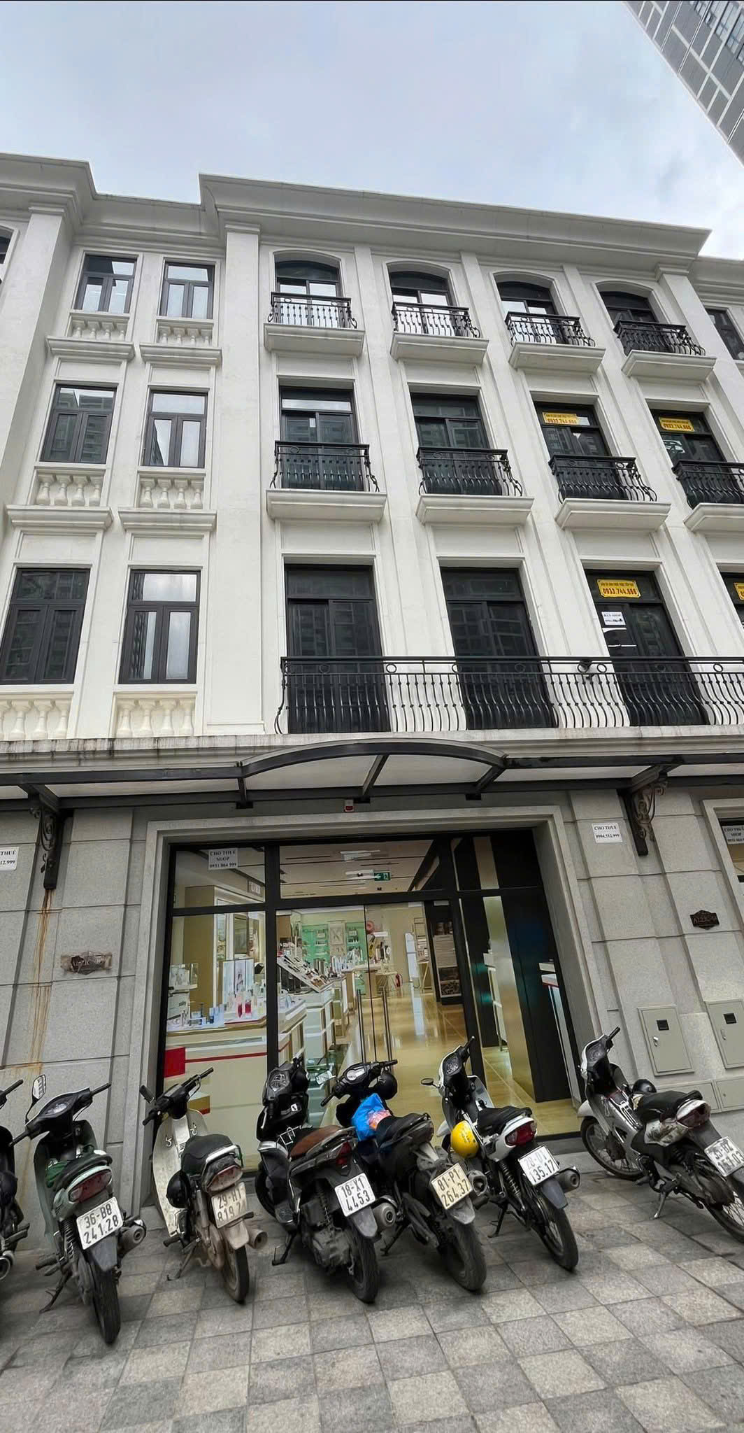 CHO THUÊ SHOP CHÂN ĐẾ SMART CITY Vị trí đẹp nằm giữa TONKIN – MASTERI WEST HEIGHTS – CANOPY