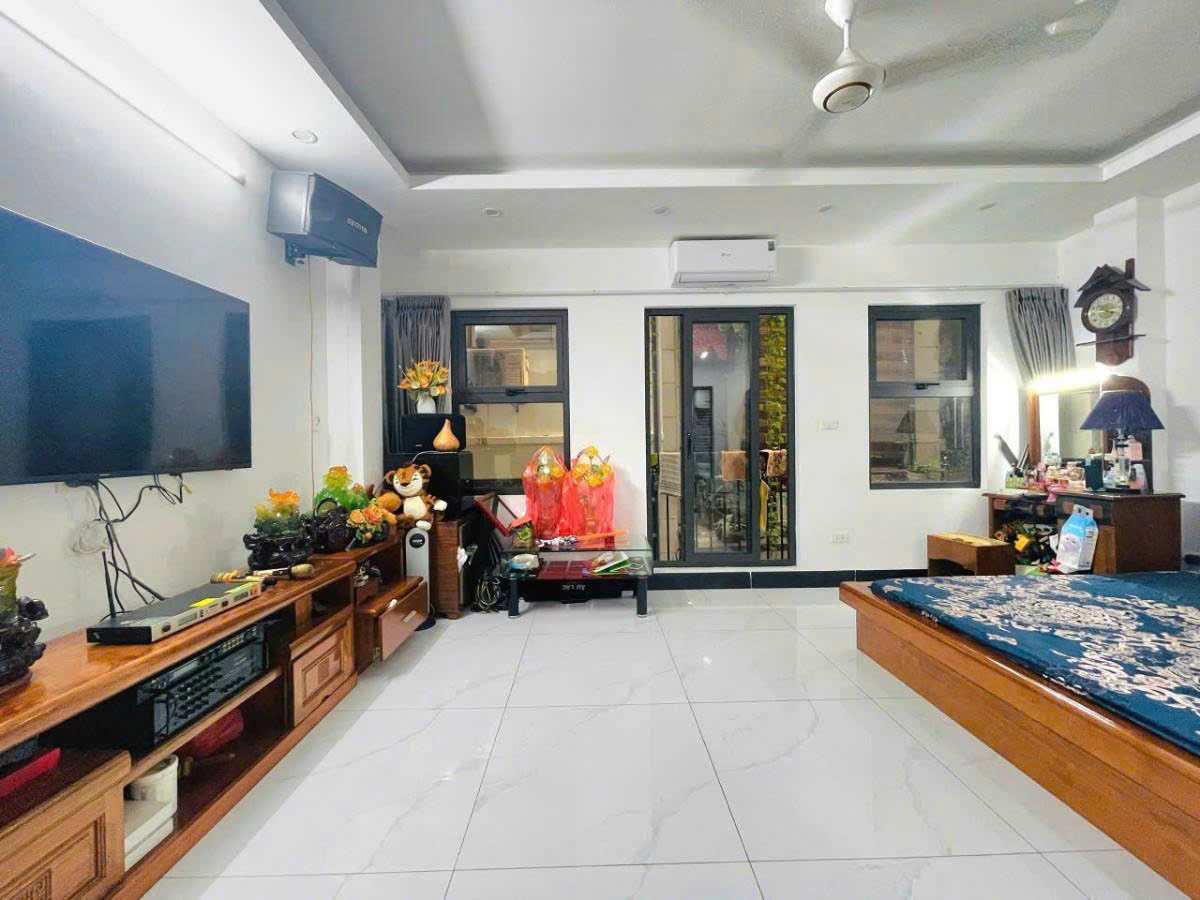 Biêt thự Nguyễn Văn Giáp- Từ Liêm 82m2, mặt tiền 8.6m, Lô góc, Đối diện Vinhome Hàm Nghi, giá 30 tỷ