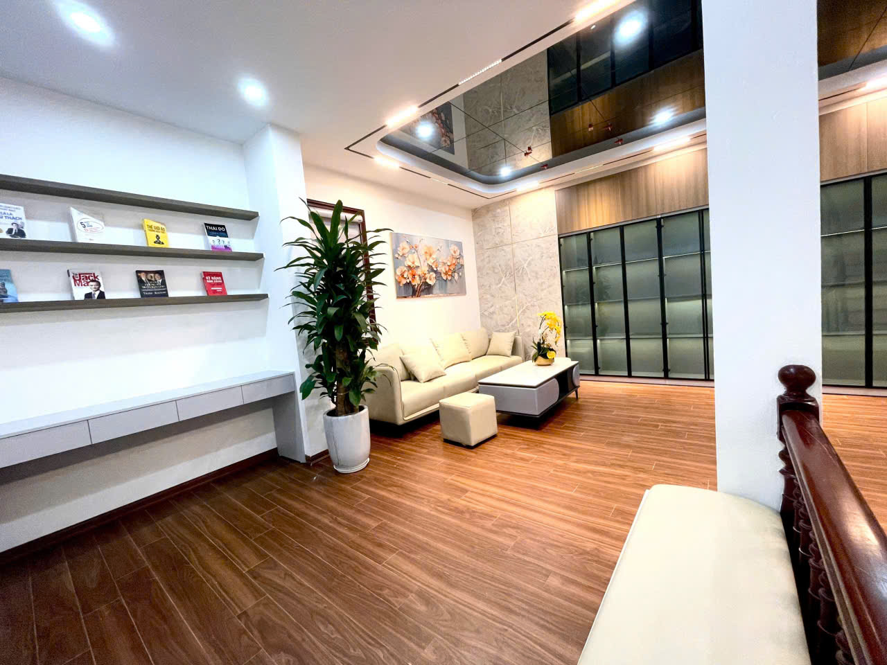 Chủ Nhà Cần Tiền Nên Cần Bán Gấp Căn Nhà Full NT Xịn Xò,Siêu Đẹp Ở Đa Sỹ,Giá 6.5Tỷ Có TL