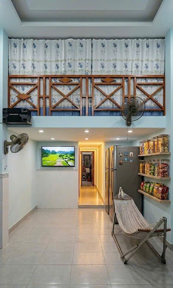 Bán nhà Trường Sa, QUẬN 3, 4 x 10m (41 m2), 3 Tầng, 8 tỷ