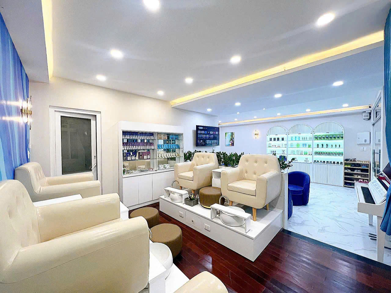SANG NHƯỢNG SPA VỊ TRÍ ĐẸP TẠI QUANG TRUNG , BUÔN MA THUỘT, ĐẮK LẮK