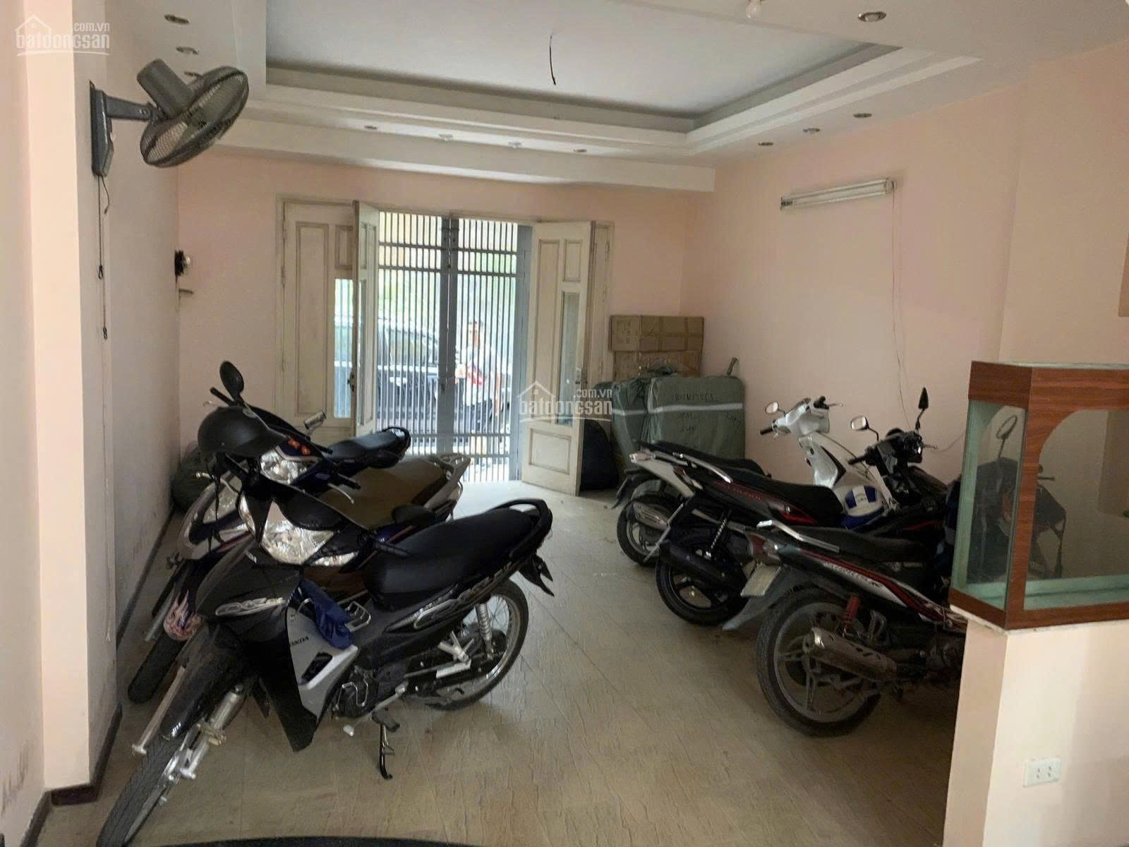 Chính chủ cho thuê phòng cách hồ Văn Quán 50m Địa chỉ: TT12 - B34 KĐT Văn Quán, Hà Đông, HN