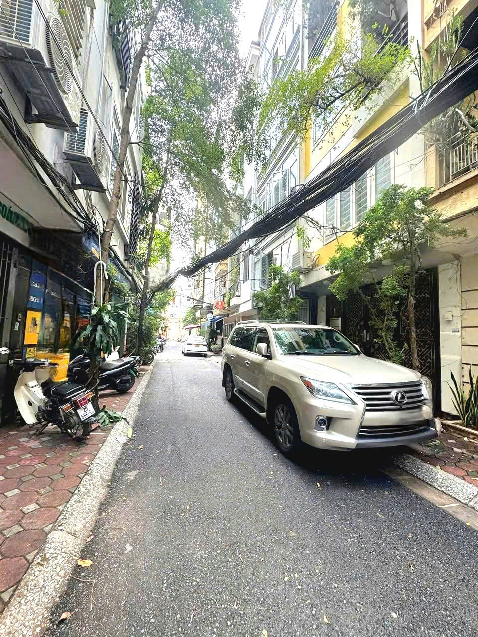 TÌM ĐÂU RA CĂN THỨ 2, NGÕ 178 THÁI HÀ KHU PHÂN LÔ CÁN BỘ – 5M² – 6 TẦNG Ô TÔ TRÁNH