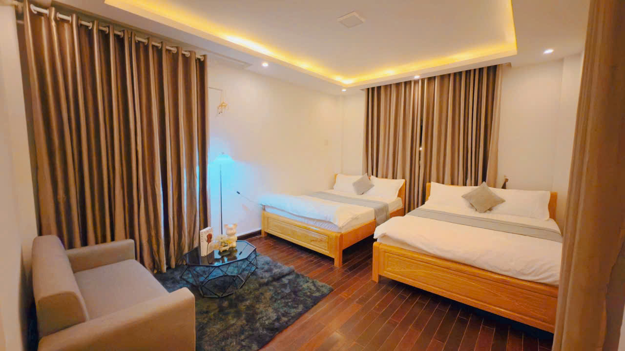 Cho thuê Villa sân vườn 4 phòng đường Hoàng Hoa Thám P10 Đà Lạt 25 triệu
