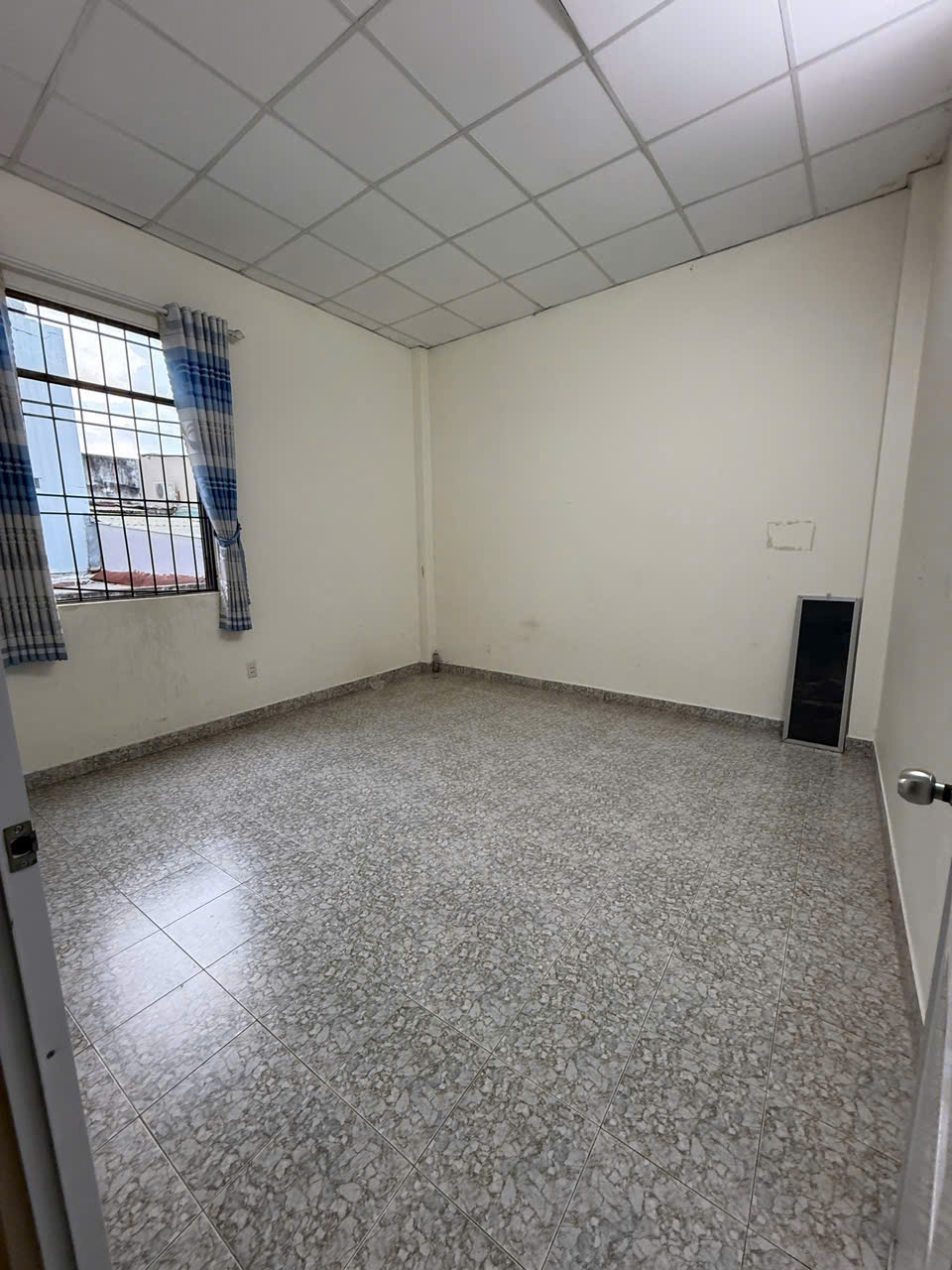 CHÍNH CHỦ CHO THUÊ PHÒNG TRỌ 24M² SẠCH ĐẸP – HẺM XE HƠI, P.11, GÒ VẤP,TPHCM