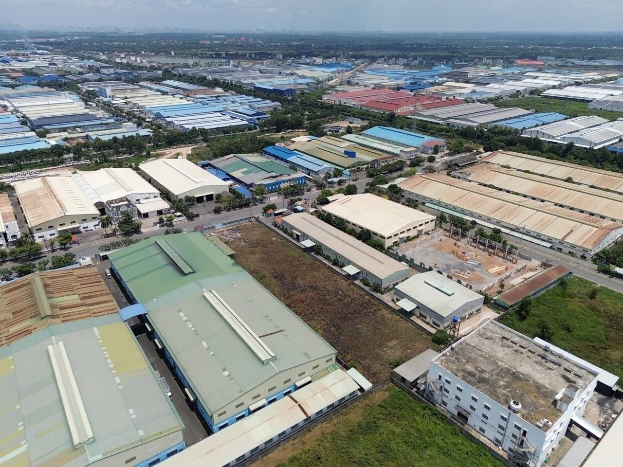 CỬA NGÕ TP HCM, HƯỞNG TRỌN VÀNH ĐAI 3, ĐẤT NỀN E-CITY TÂN ĐỨC -THỦ PHỦ CHO THUÊ 13 KCN