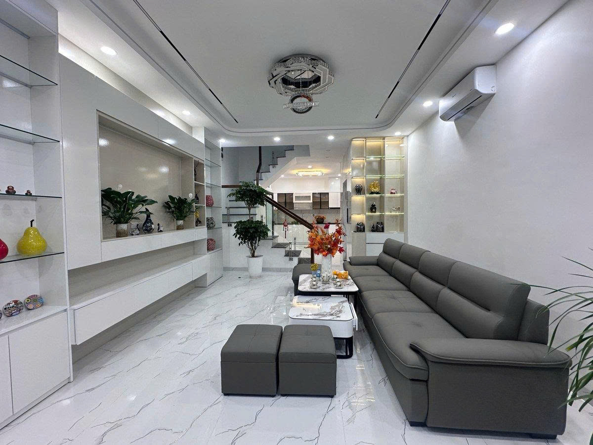 Bán nhà Phân lô phố Tô Vĩnh Diện 52m2, 6T thang máy cực đẹp, MT4.6m Gara ô tô