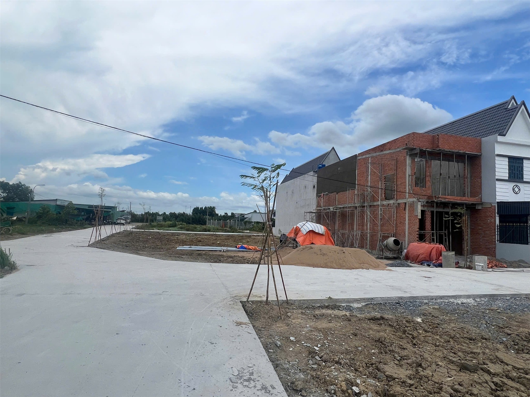 HOT HOT ĐẤT ĐẸP - GIÁ TỐT- CHÍNH CHỦ CẦN BÁN ĐẤT Tại xã Long Cang, huyện Cần Đước, Long An