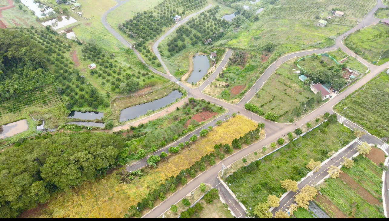 CẦN BÁN GẤP BIỆT THỰ NGHĨ DƯỠNG TAI SUỐI THÔNG GARDEN - VIEW SIÊU ĐỈNH 1.0.2