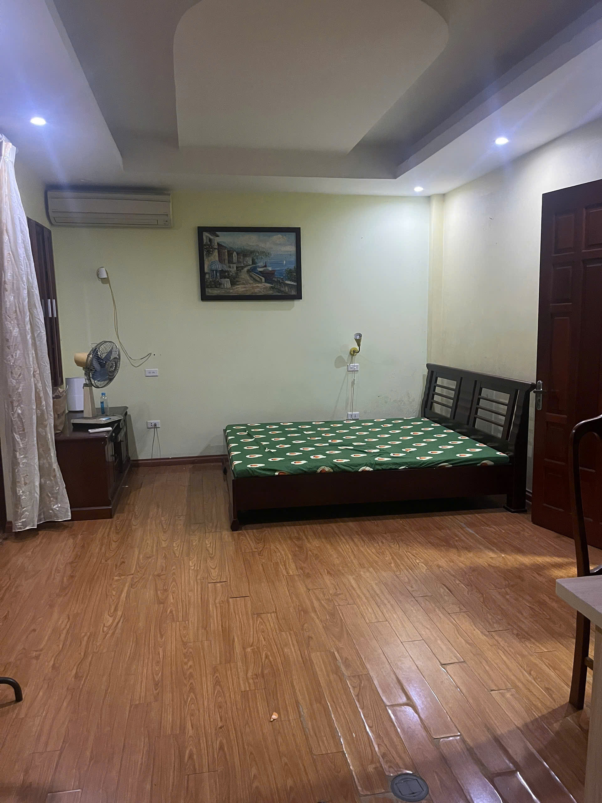 CHO THUÊ PHÒNG FULL NỘI THẤT – NGÕ 444 ĐỘI CẤN – 45M²