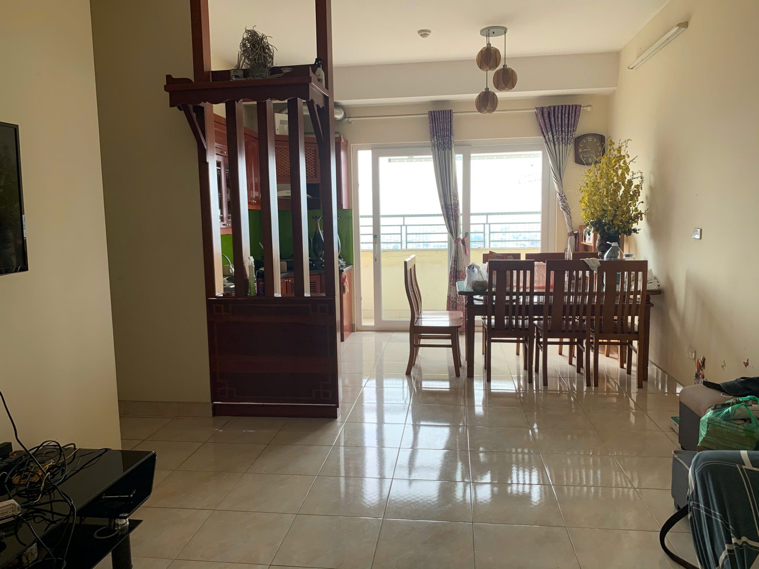 Căn hộ tầng trung thoáng mát nhà chính chủ, điện nước giá nhà nước