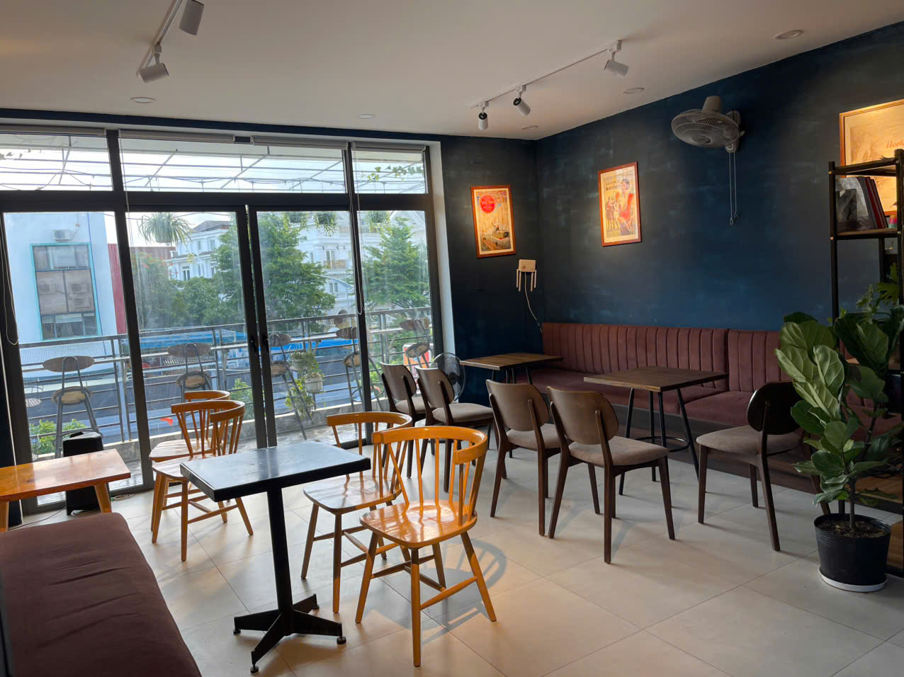 CHỐT NHANH, QUÁN CAFE ĐẸP LẮM, CAFE MÁY LẠNH - VIEW CROFTOP, TRỆT VỈA HÈ 9m, View bao đẹp 3 lầu sân thượng, Tel :