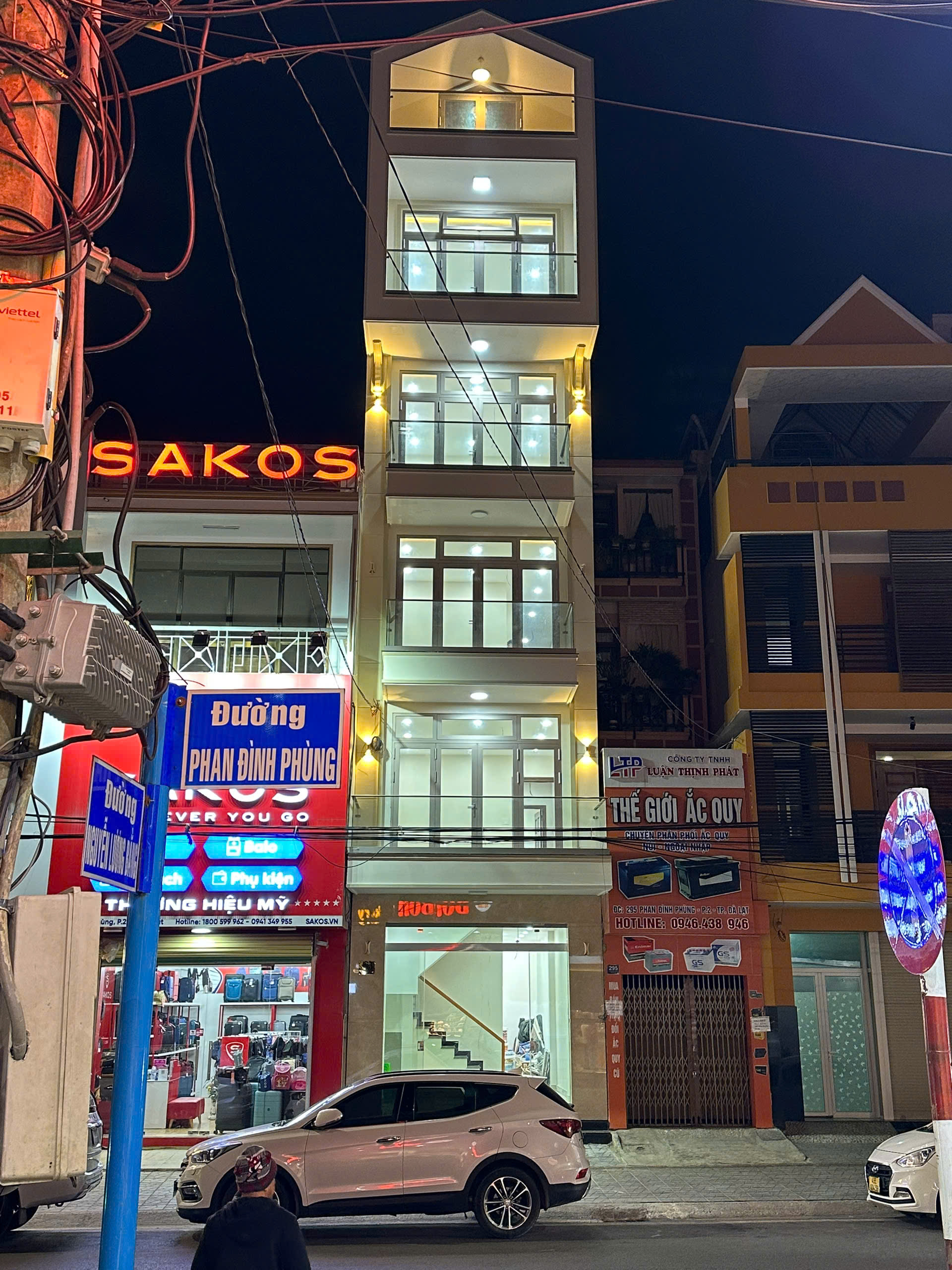 Cho thuê nhà nguyên căn 8 phòng Phan Đình Phùng Đà Lạt 40tr