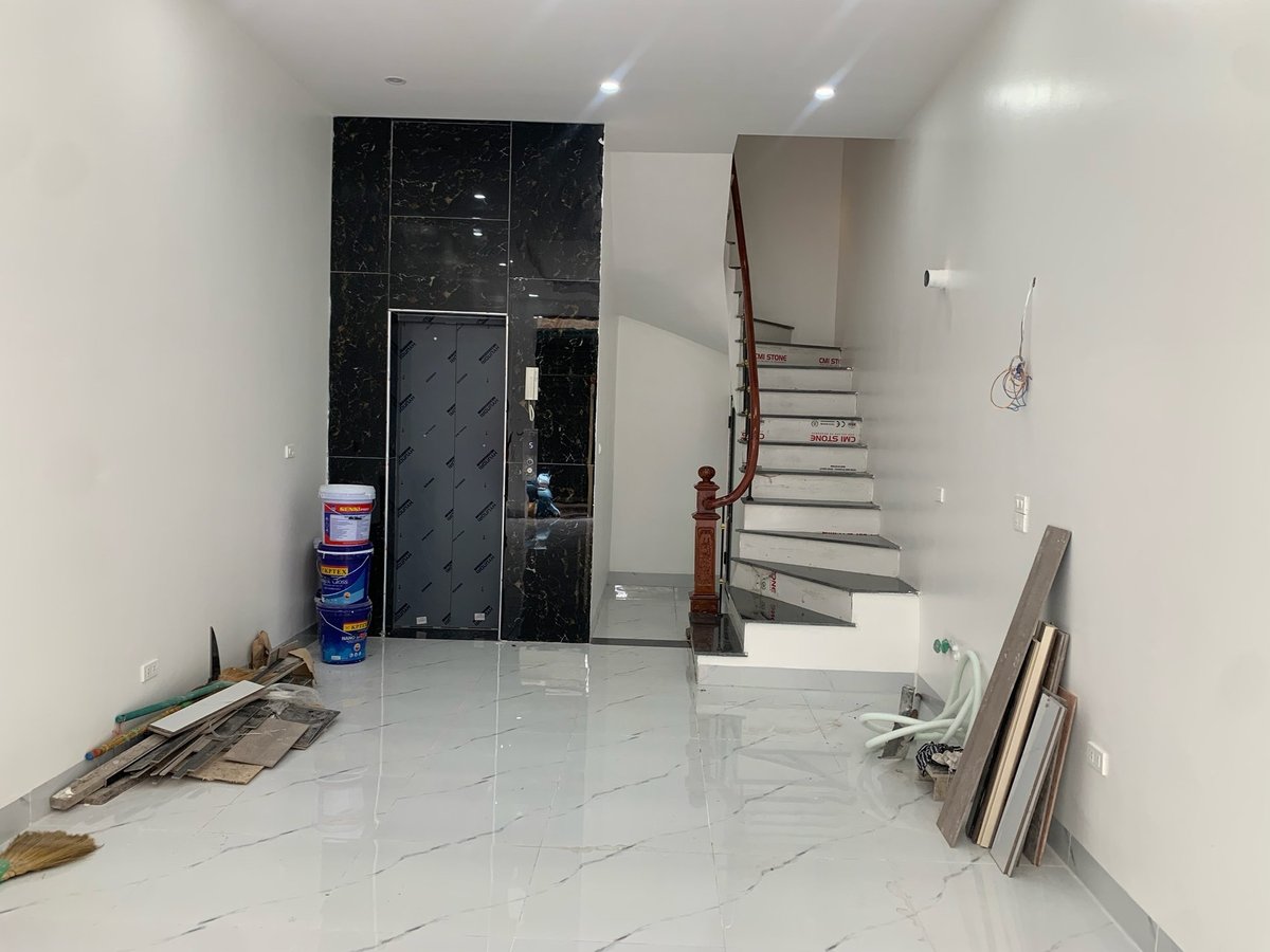 Bán Nhà Giáp Nhị. Hoàng Mai. 6 Tầng Thang Máy. Ô Tô. DT 51m2. MT 4m. Giá 18.9 Tỷ.