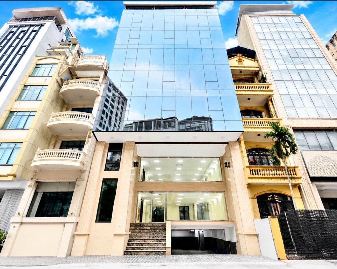 SIÊU PHẨM BUILDING MẶT PHỐ THÁI THỊNH – 140M² x 10 TẦNG – MẶT TIỀN 7M BỀ THẾ