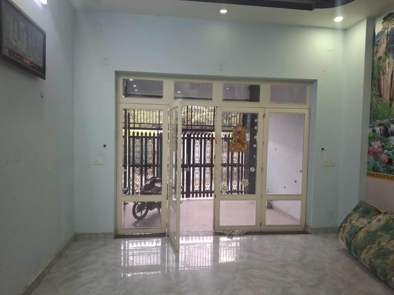 Bán nhà 96m2 đường Gò Cát, Phú Hữu, Q9, Thủ Đức, TP HCM, 3 tầng, sổ hồng. Giá 6,45 tỷ.