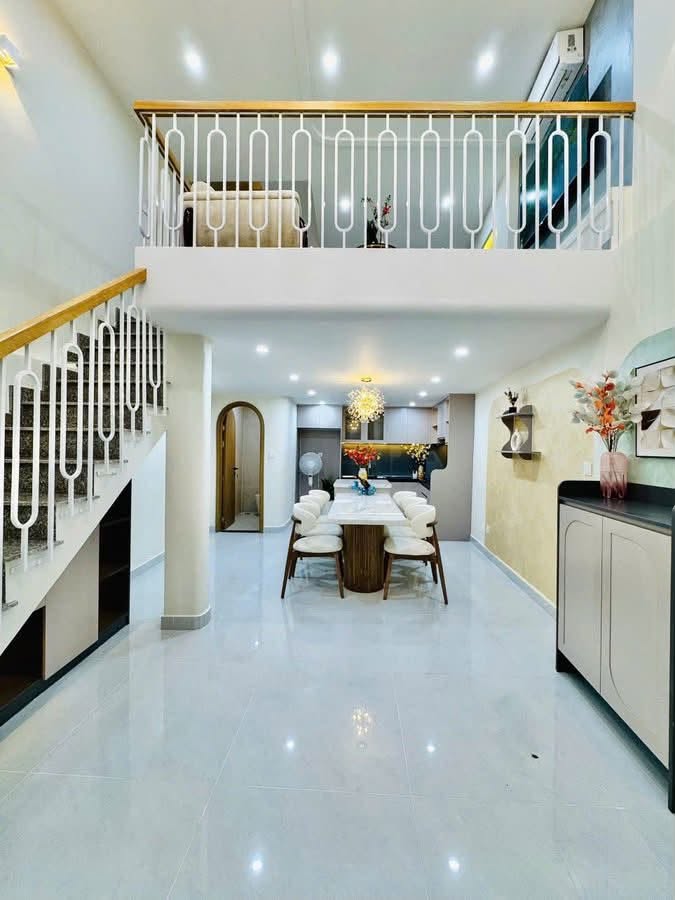 SIÊU PHẨM ĐINH BỘ LĨNH NHÀ 5 TẦNG 3PN – VỊ TRÍ ĐẸP – GẦN 6 TRƯỜNG ĐẠI HỌC – 36M² – CHỈ 7.98 TỶ