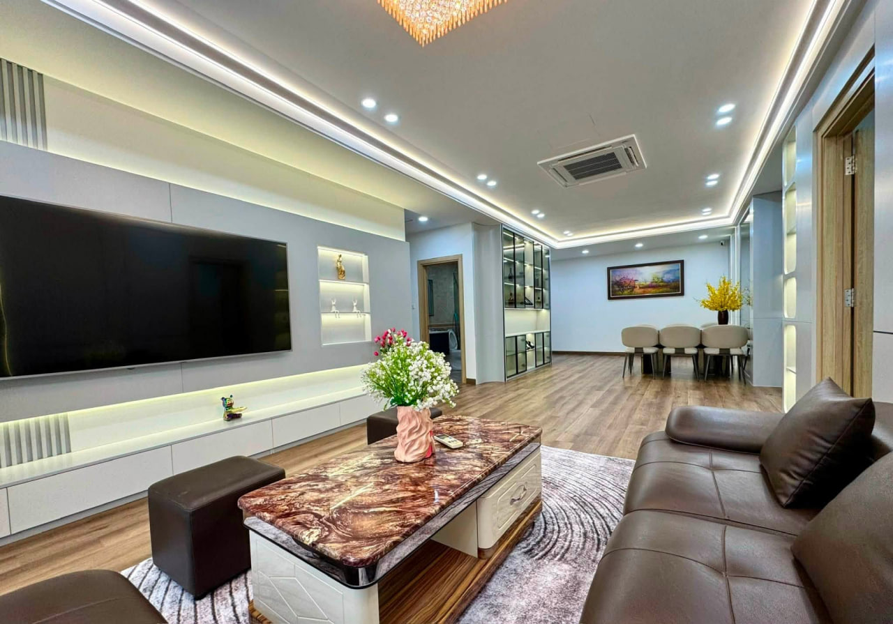 CĂN HỘ NGOẠI GIAO ĐOÀN: 3 Ngủ 2 Wc FULL NỘI THẤT/SỔ ĐỎ LÂU DÀI/Giá giảm cực hợp lý