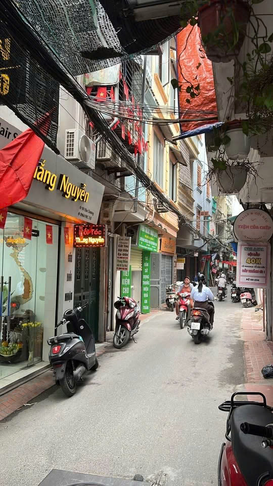 Chính chủ bán nhà 5 tầng mặt ngõ Văn Chương 1 - Trung tâm Đống Đa - Kinh doanh tốt - Tiềm năng cao