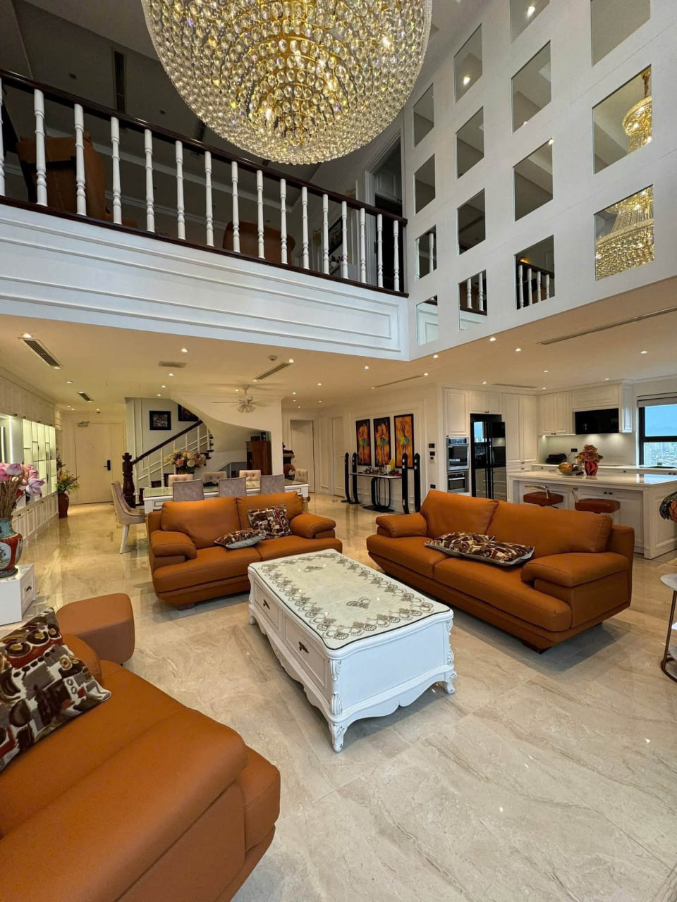 Duplex Luxury Căn góc Tầng cao View xịn Nội thất sang: Lâm Viên Complex Nguyễn Phong Sắc/Cầu Giấy