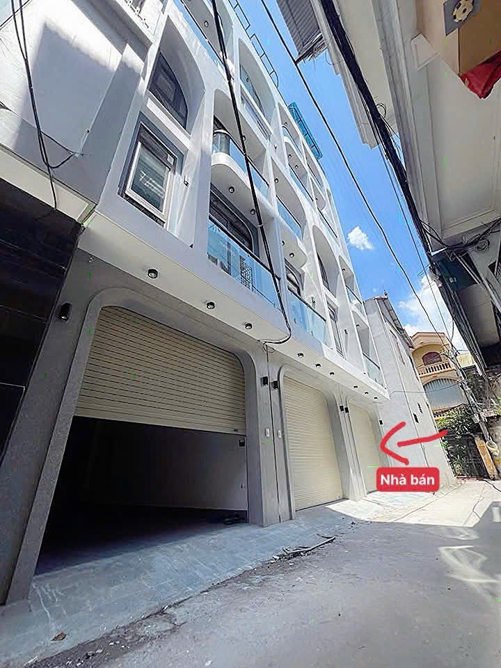 Có 102 tại trung tâm Ba Đình, ngõ 3gac, nhà đẹp 31M*4T thang máy chạy êm ru, giá 9 tỷ