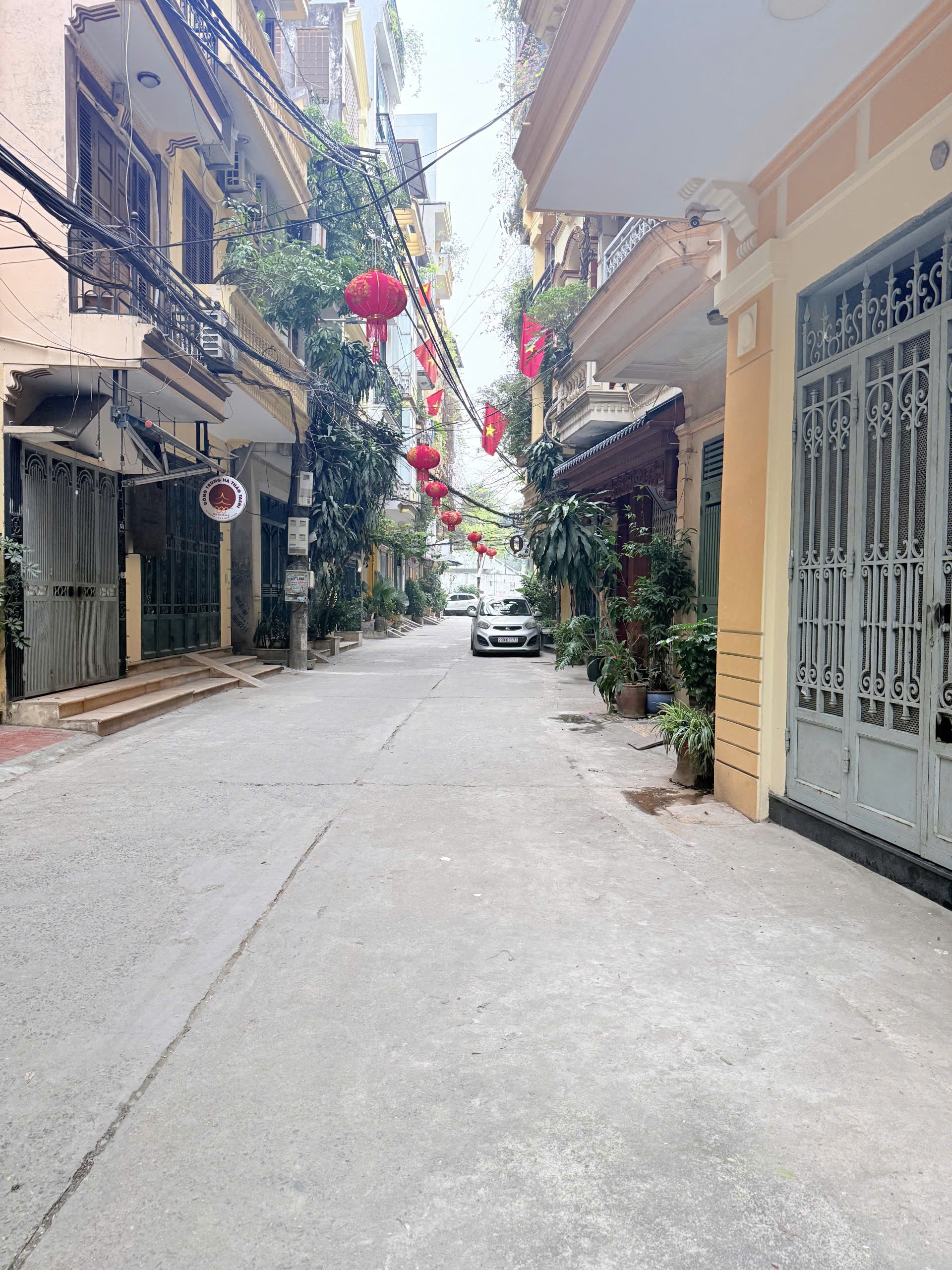 KIM MÃ BA ĐÌNH - NHÀ ĐẸP - NGÕ NÔNG THÔNG RỘNG - Ô TÔ - KHÔNG QUY HOẠCH - 65M² 26 TỶ
