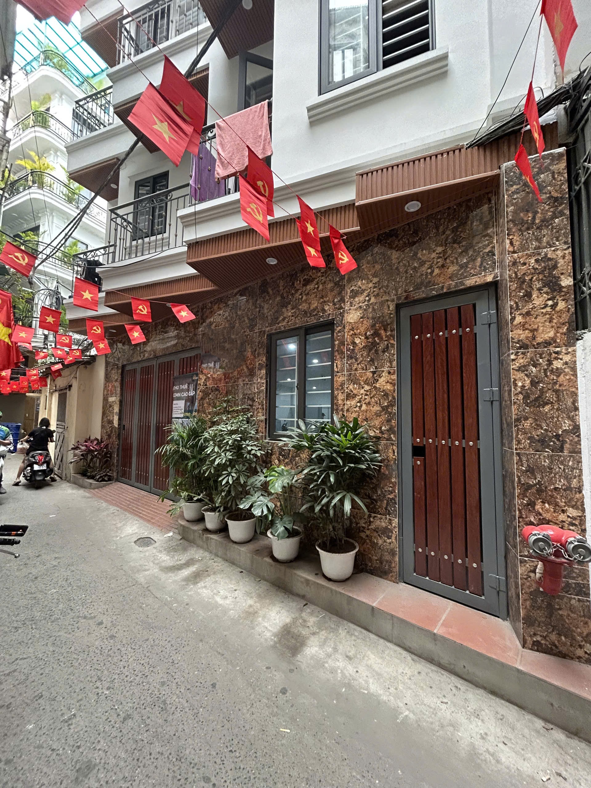 HOÀNG HOA THÁM - CĂN HỘ DÒNG TIỀN - GẦN PHỐ - KHÔNG QUI HOẠCH - 85M² 27 TỈ