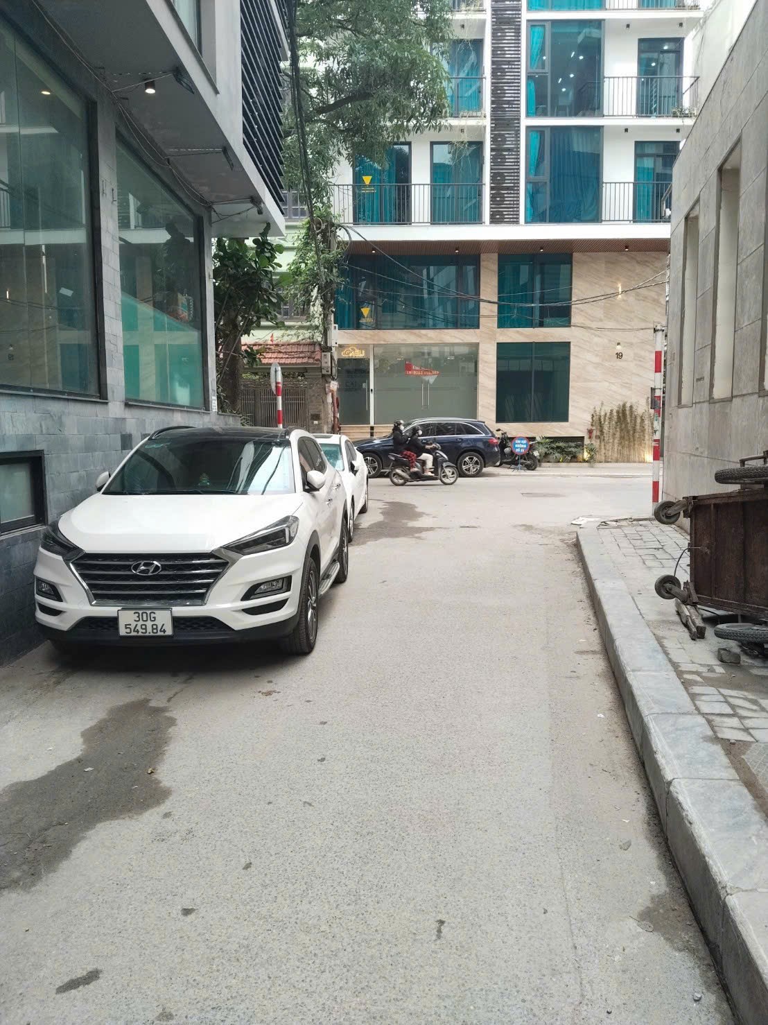 ĐÀO TẤN - TÒA NHÀ APARTMENT - NGÕ THÔNG - DÒNG TIỀN - KHÔNG QUI HOẠCH - 85M² 29 TỈ