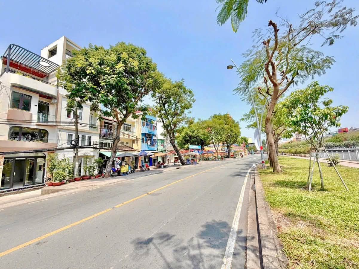 SIÊU PHẨM QUẬN 1 – GIẢM SÂU 2 TỶ NGUYÊN VĂN NGUYỄN – 43M2 – 4 TẦNG 4PN - 14.8 TỶ