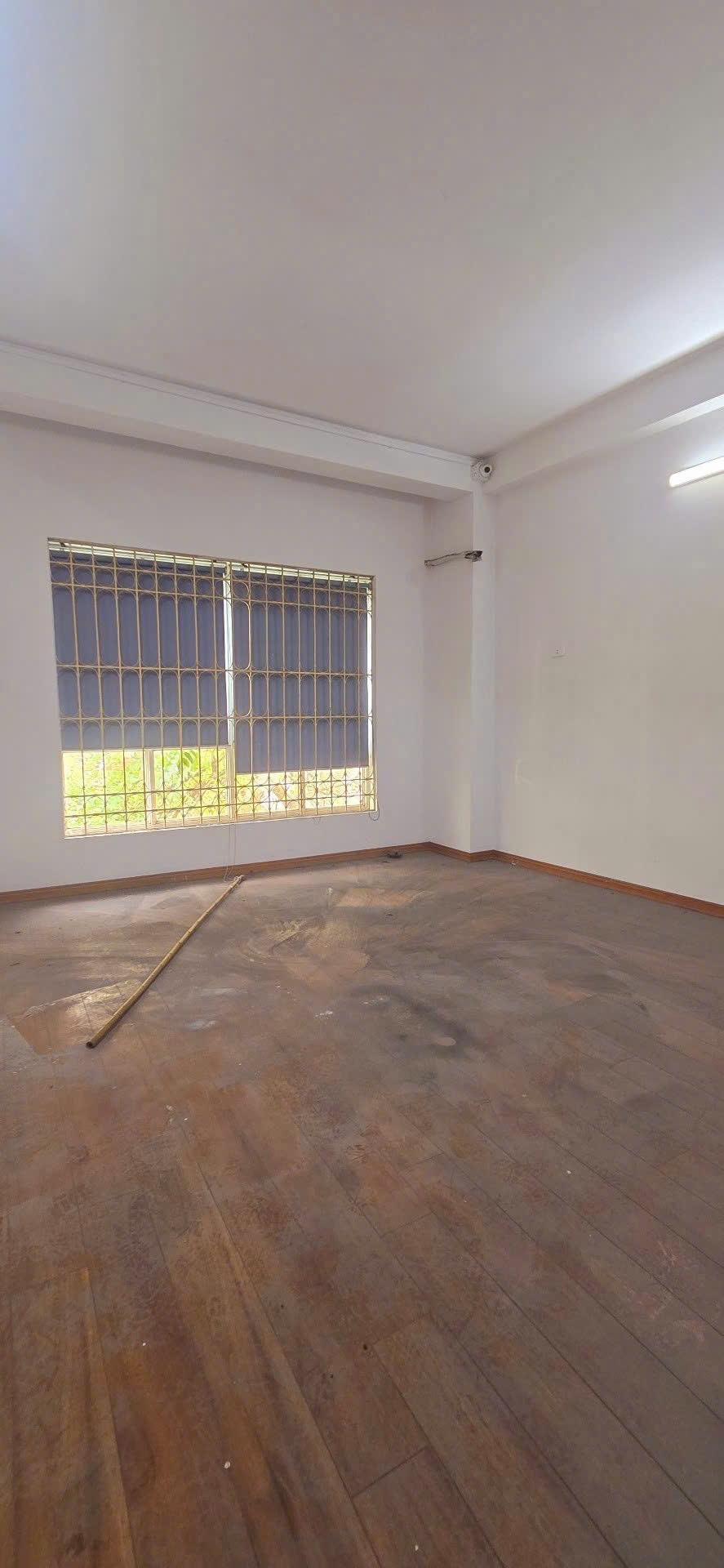 KIM MÃ - NHÀ ĐẸP - MẶT TIỀN RỘNG - Ô TÔ VÀO NHÀ - KHÔNG QUI HOẠCH - 50M² 25 TỈ.