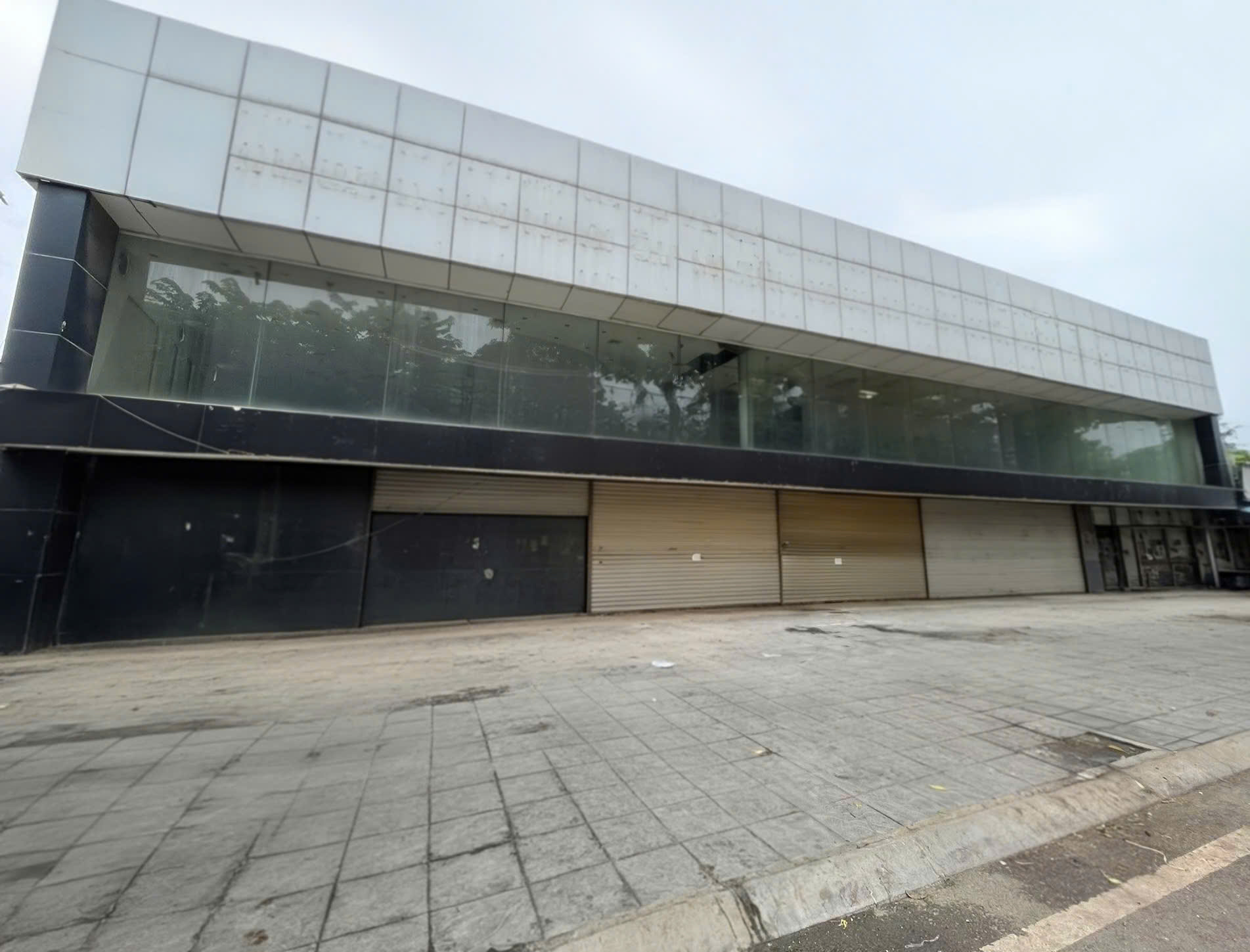Tôi cho thuê nhà, Nguyễn Đình Thi, Hoàng Hoa Thám; 362m2* 2T -53 tr