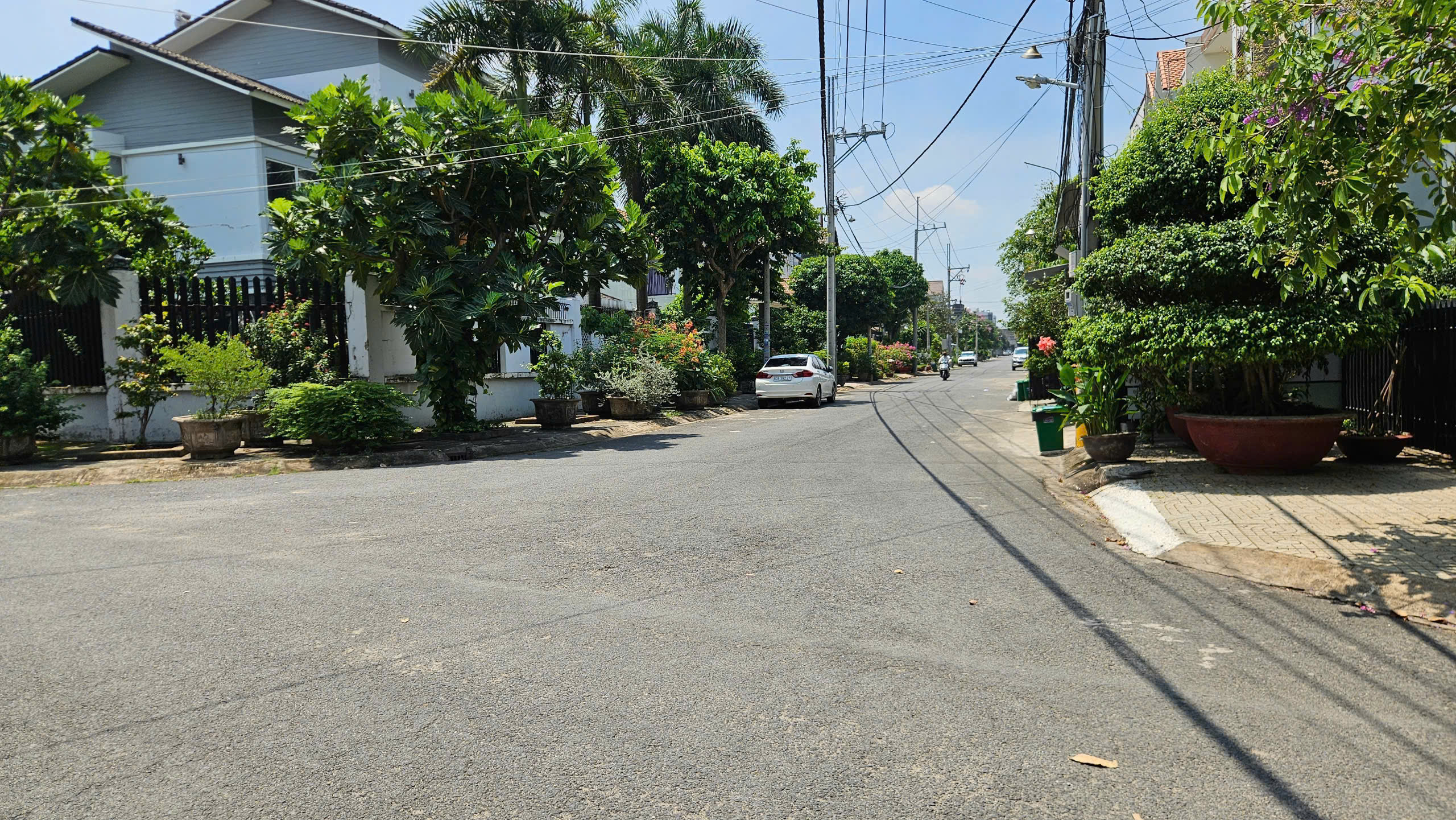 Bán đất Biên Hòa, LÔ GÓC,đường nhựa 8M,SHR thổ cư,gần Y Học Cổ Truyền