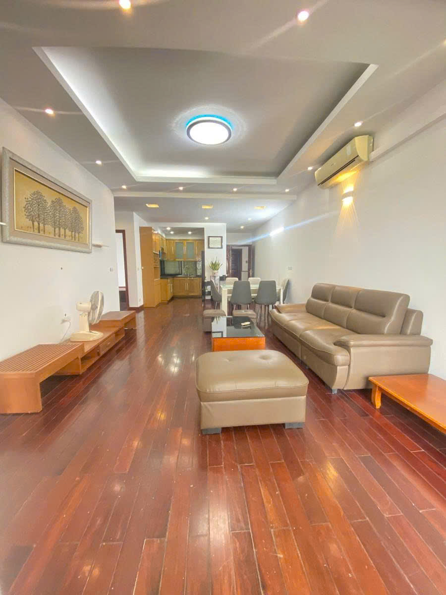 Căn góc siêu đẹp CC Vườn Xuân 71 Nguyễn Chí Thanh 110m 3PN, trung tâm Đống Đa, 10.9 tỷ