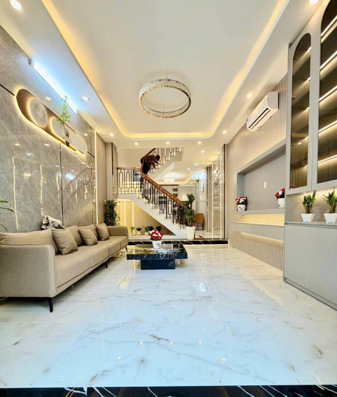 Nhà đẹp hẻm 1942 Huỳnh Tấn Phát, 4x14m, 5.8 tỷ, tặng nội thất tiền tỷ