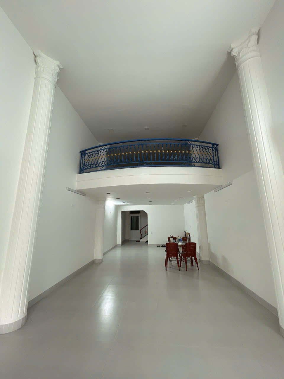 Cho thuê nhà mặt tiền Hải Châu đường Trần Quốc Toản kết cấu thông suốt 140 m2 giá tốt