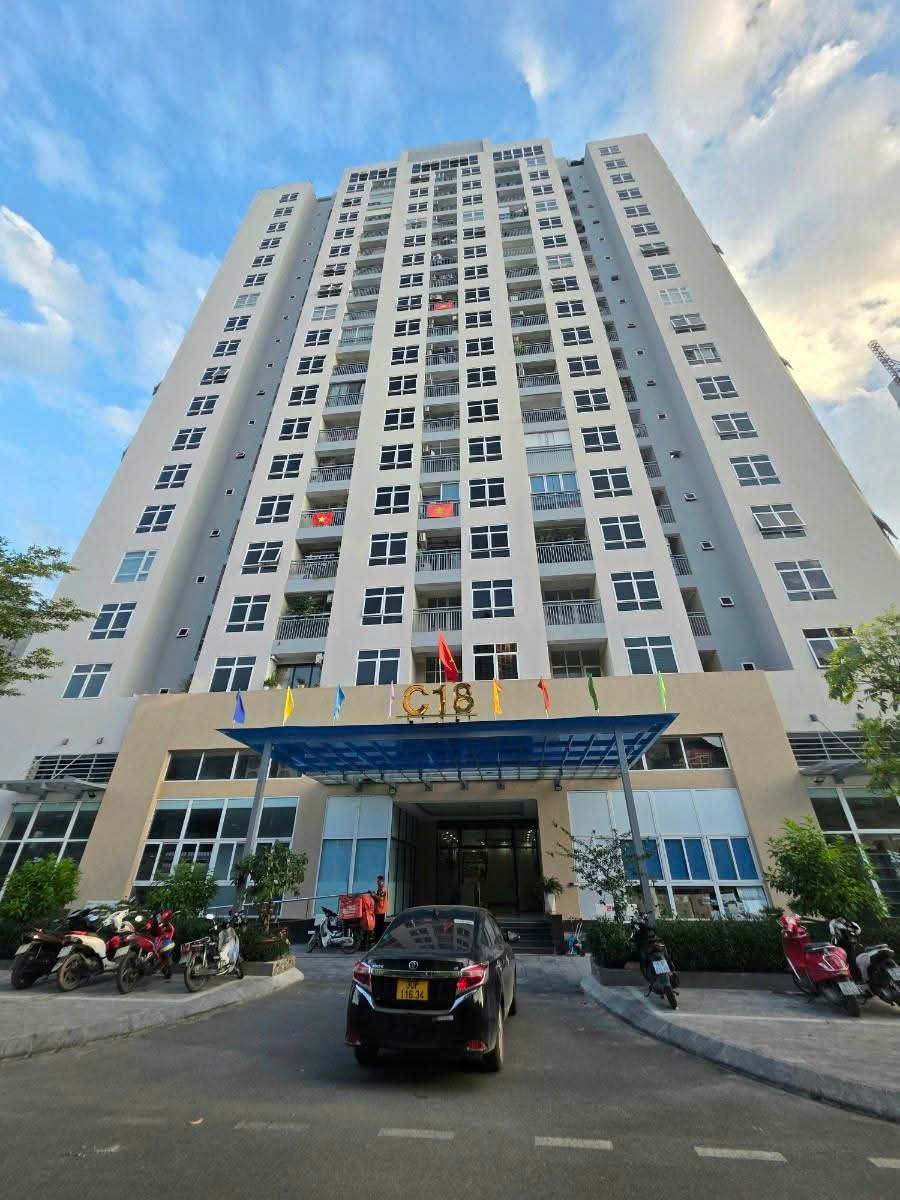 BÁN CHUNG CƯ C18 LẠC LONG QUÂN 101M² - 3 NGỦ - 11,6 TỶ.