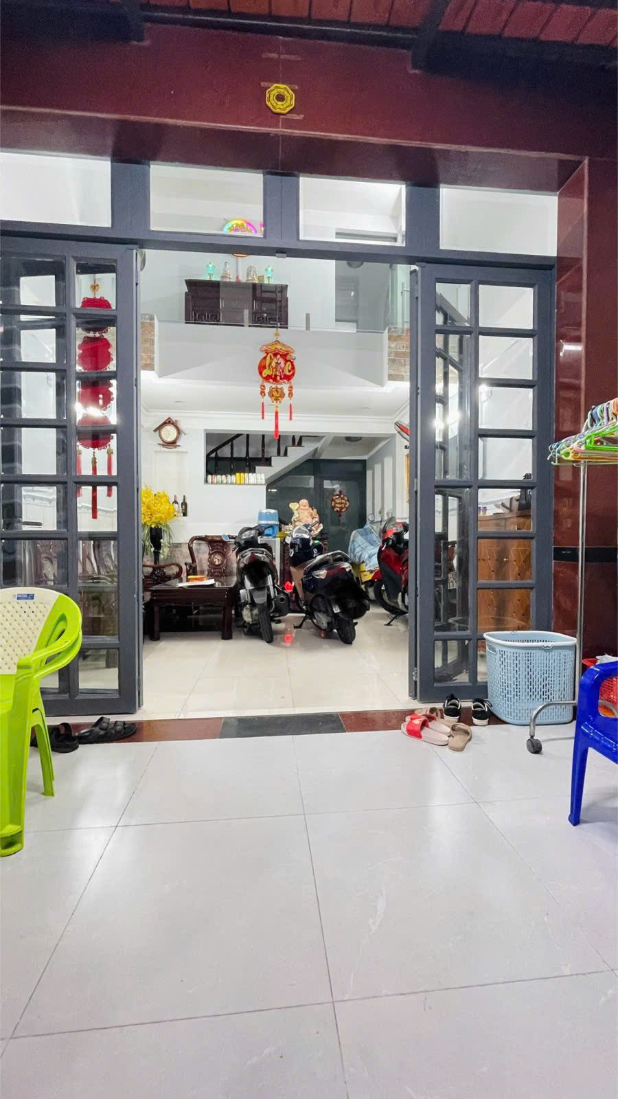 NGAY THẠCH LAM XE HƠI ĐỖ CỬA 48M2 4 TẦNG 4PN CHỈ 7.5 TỶ