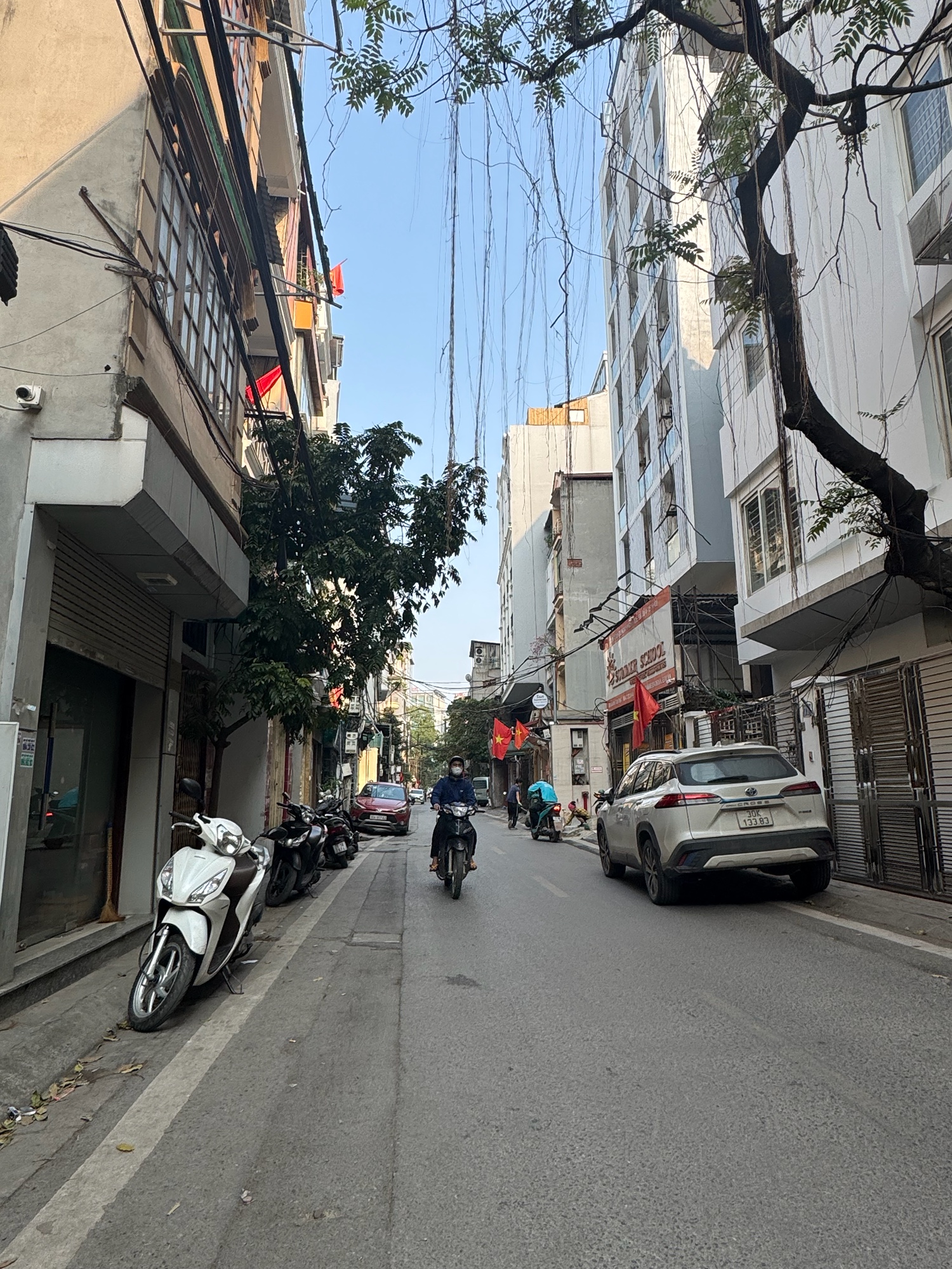 ❤️Bán nhà Vị trí mặt phố Kim Mã Thượng, ngay ngã 3 giao Linh Lang. 3 mặt thoáng, bên phải giáp cơ quan quân đội thoáng vĩnh viễn, quy hoạch ổn định.