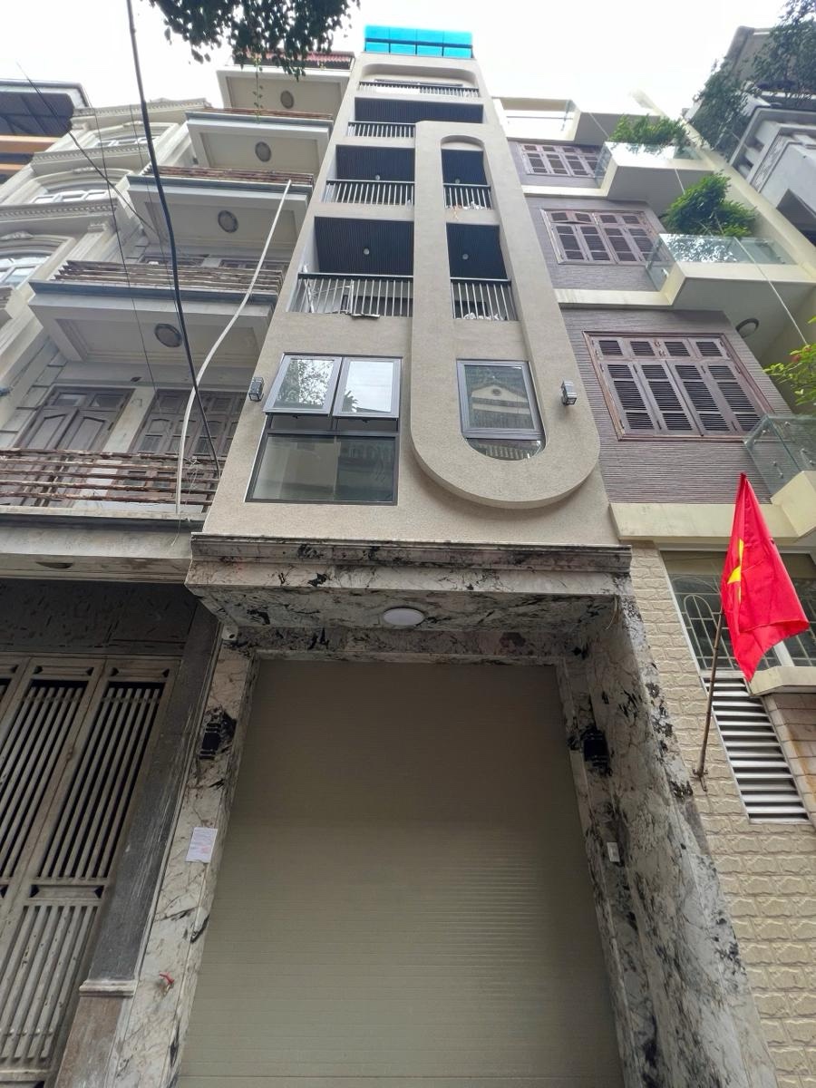 AN CƯ LÂU DÀI PHỐ TRUNG KÍNH- 20M RA HỒ- DÂN TRÍ CAO- TIỆN ÍCH BẠT NGÀN- NGÕ THÔNG.